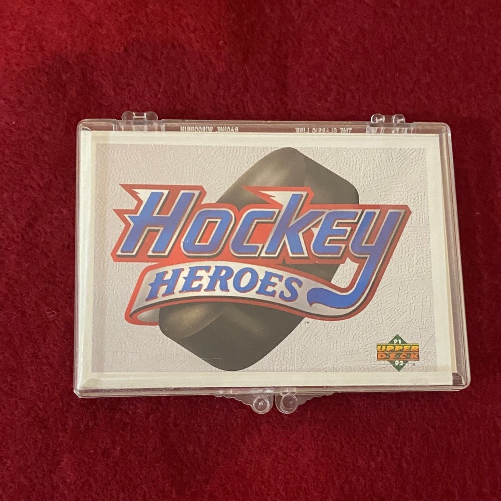 Upper Deck Hockey Heroes Card Game - Black Edition